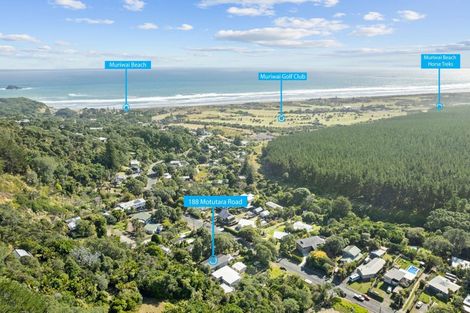 Photo of property in 188 Motutara Road, Muriwai, Waimauku, 0881