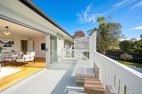 Photo of property in 41 Spence Road, Henderson, Auckland, 0612