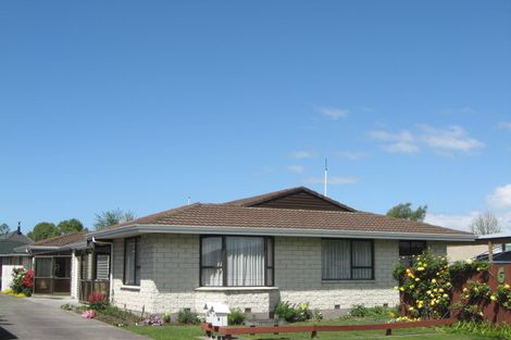 Photo of property in 6 Salford Avenue, Redwood, Christchurch, 8051