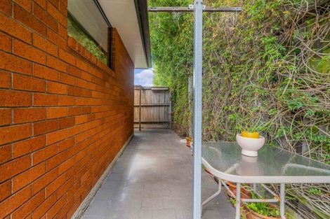 Photo of property in 82 Middleton Road, Upper Riccarton, Christchurch, 8041
