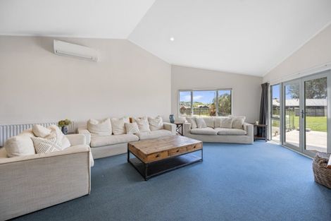 Photo of property in 25 Unahi Lane, Haumoana, 4180