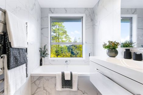 Photo of property in 122d Matipo Road, Te Atatu Peninsula, Auckland, 0610