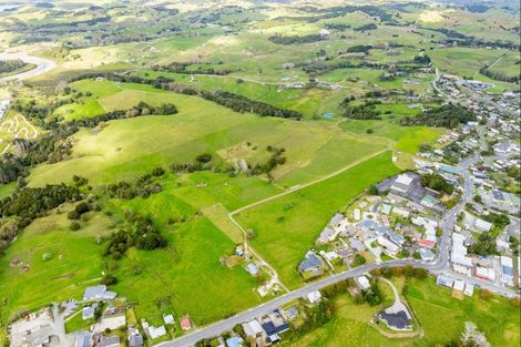 Photo of property in 122 Hurndall Street East, Maungaturoto, 0520