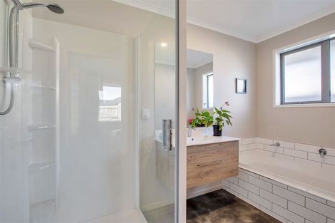 Photo of property in 7 Jade Court, Rolleston, 7614