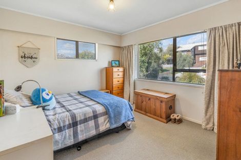 Photo of property in 7 Sunnyview Avenue, Shelly Park, Auckland, 2014