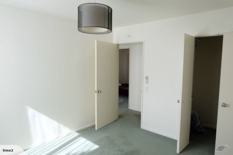 Photo of property in 9 Loughanure Place, Massey, Auckland, 0614