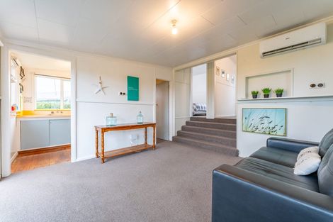 Photo of property in 42 Stirling Street, Kakanui, Oamaru, 9495