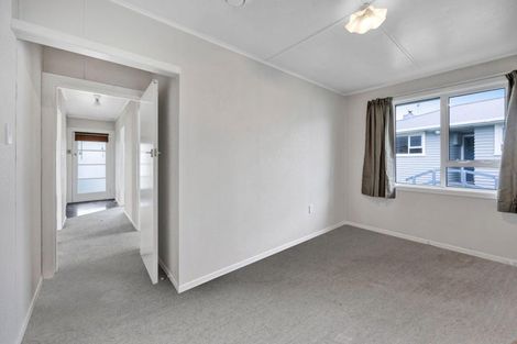 Photo of property in 4 Regan Street, Stratford, 4332