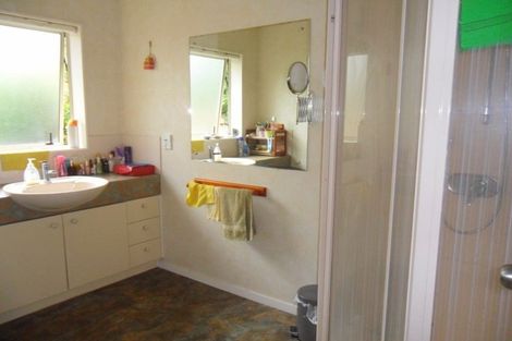 Photo of property in 13 Milan Drive, Glen Eden, Auckland, 0602