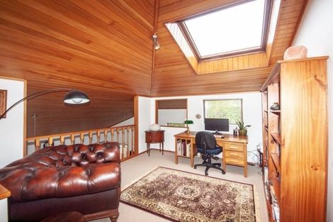 Photo of property in 7 Maywood Grove, Churton Park, Wellington, 6037