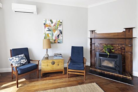 Photo of property in 32 Mills Road, Brooklyn, Wellington, 6021