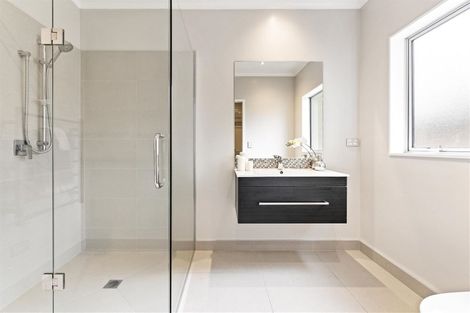 Photo of property in 44 Crabb Fields Lane, Riverhead, 0820