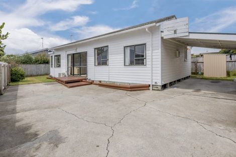 Photo of property in 56 Makarini Street, Paraparaumu, 5032