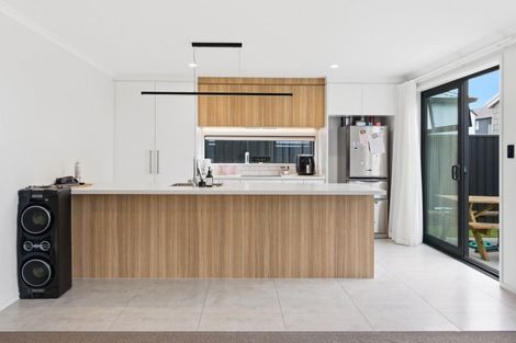 Photo of property in 47 Empire Crescent, Papamoa, 3118