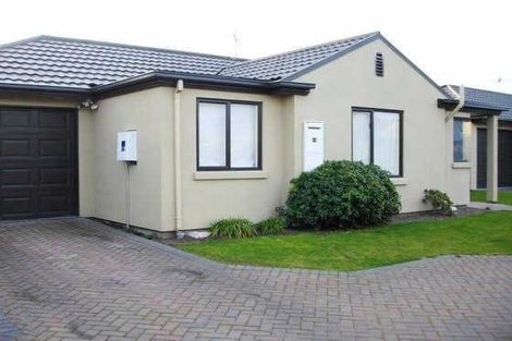 Photo of property in 12 Mahlet Street, Northwood, Christchurch, 8051