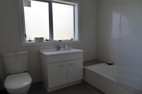 Photo of property in 142 Mazengarb Road, Paraparaumu, 5032