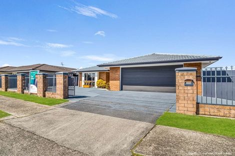 Photo of property in 526 Massey Road, Mangere, Auckland, 2022