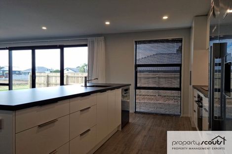 Photo of property in 3 Vogue Circle, Vogeltown, New Plymouth, 4310