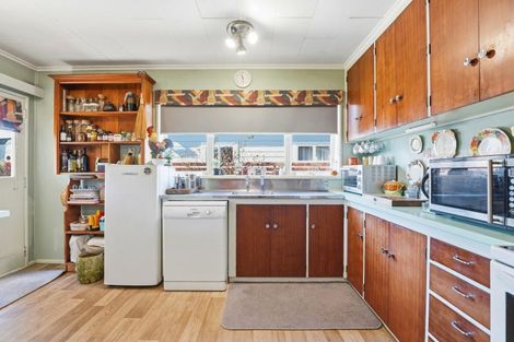 Photo of property in 22 Tararua Street, Pahiatua, 4910