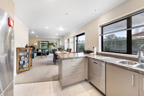 Photo of property in 2/456 Hibiscus Coast Highway, Orewa, 0931