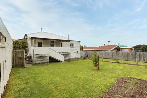 Photo of property in 50 Kenilworth Street, Waipawa, 4210