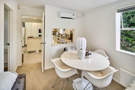 Photo of property in 130u3 Oriental Parade, Oriental Bay, Wellington, 6011