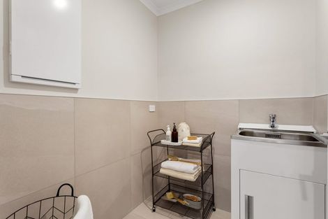 Photo of property in 2/1 Ko Roa Lane, Hobsonville, Auckland, 0616