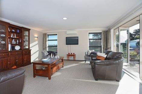 Photo of property in 39 Pukepapa Road, Marton, 4710