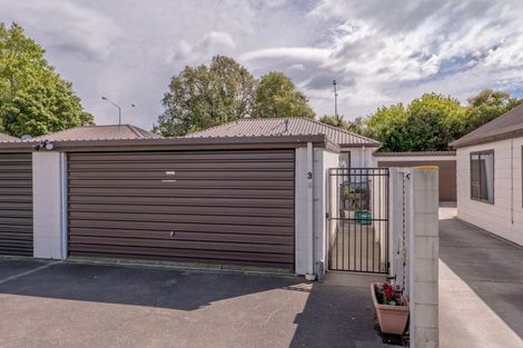 Photo of property in 3/15 Goldsmith Place, Waltham, Christchurch, 8023