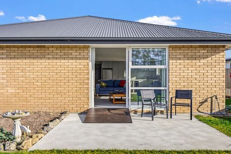 Photo of property in 37 Greig Crescent, Amberley, 7410
