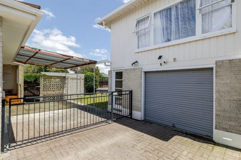 Photo of property in 73 College Street, Awapuni, Palmerston North, 4412