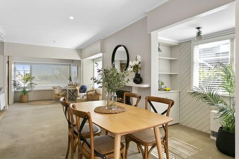 Photo of property in 32 Sunset Street, Hilltop, Taupo, 3330