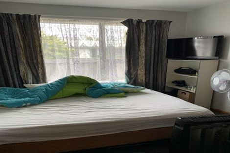 Photo of property in 77 Staveley Street, Avonhead, Christchurch, 8042