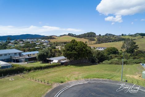 Photo of property in 1 Lori Lane, Coopers Beach, 0420