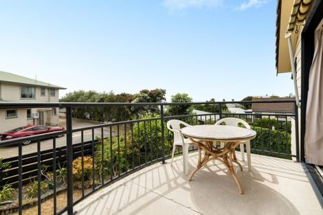 Photo of property in 73 Oceanbeach Road, Mount Maunganui, 3116