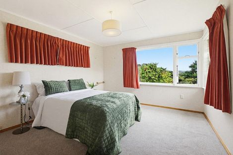 Photo of property in 44 Acheron Road, Paremata, Porirua, 5026