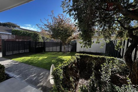 Photo of property in 4/16 Oxley Avenue, St Albans, Christchurch, 8014