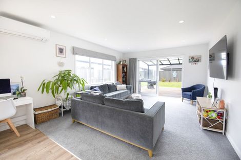 Photo of property in 4 Monowai Street, Poraiti, Napier, 4112