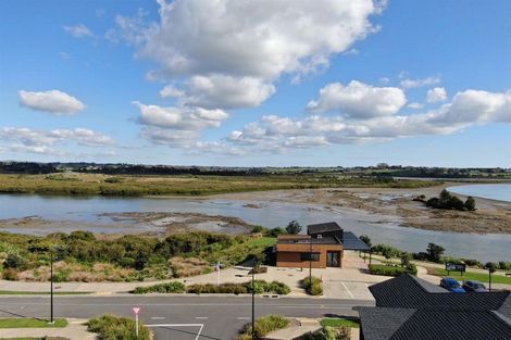 Photo of property in 7 Emerald Avenue, Rosehill, 2113