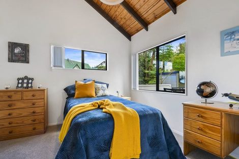 Photo of property in 18 Da Vinci Place, West Harbour, Auckland, 0618
