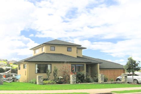 Photo of property in 11 Grovenor Drive, Orewa, 0931