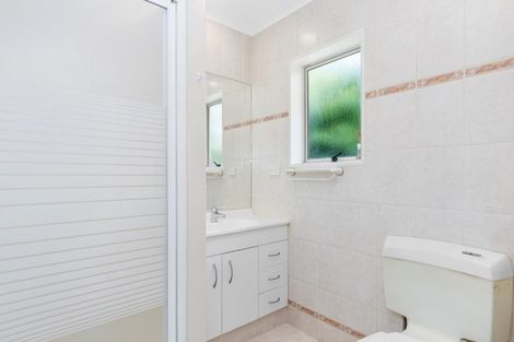 Photo of property in 16 Meadowviews Drive, Welcome Bay, Tauranga, 3112