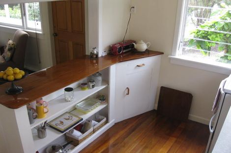 Photo of property in 1289a Whangaparaoa Road, Army Bay, Whangaparaoa, 0930
