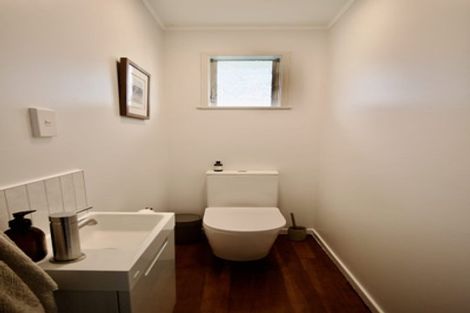 Photo of property in 130 Canongate Street, Birkdale, Auckland, 0626