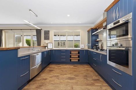 Photo of property in 8 Ravenscourt Place, Huntington, Hamilton, 3210