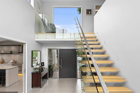 Photo of property in 1 Westall Lane, Avonhead, Christchurch, 8042