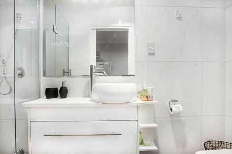 Photo of property in 91 Flat Bush School Road, Flat Bush, Auckland, 2019