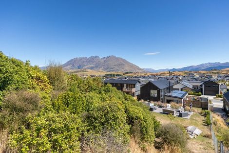 Photo of property in 15 Muster Road, Jacks Point, 9371