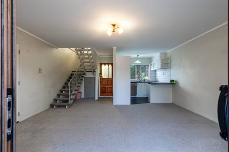 Photo of property in 2/3 Akehurst Avenue, New Lynn, Auckland, 0600