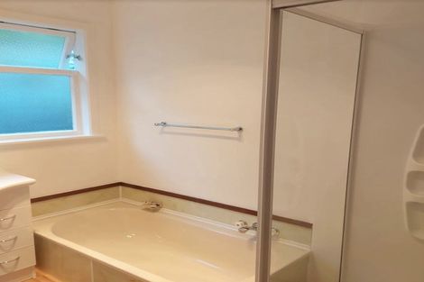 Photo of property in 32 Arapiko Street, Johnsonville, Wellington, 6037